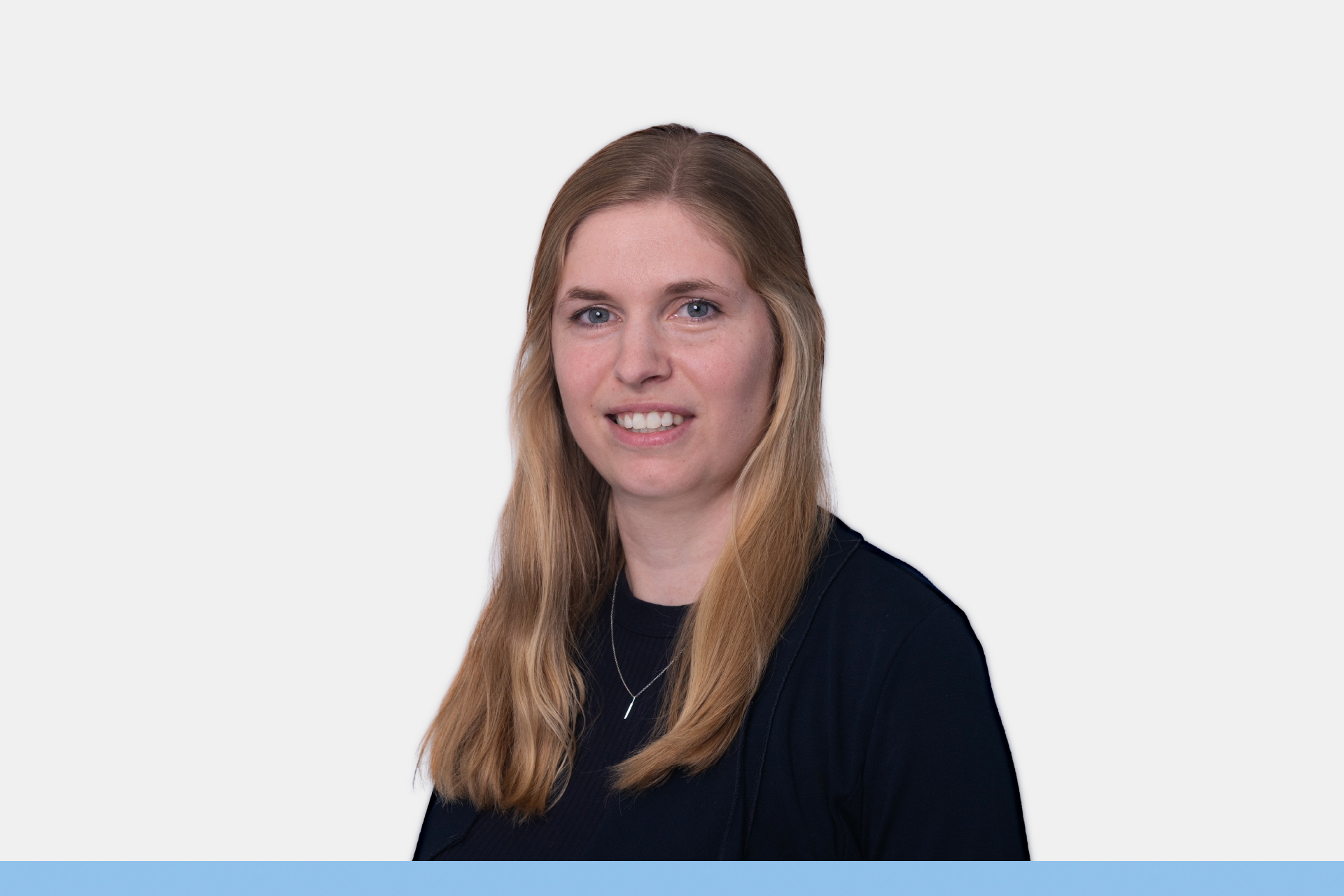 Juliane portrait web